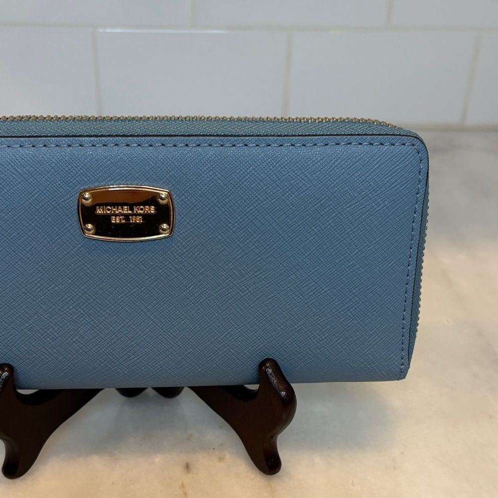 Michael Kors Wallet Blue Jet Set Travel Large Saffiano Leather Fill Quarter-Zip - Picture 3 of 16